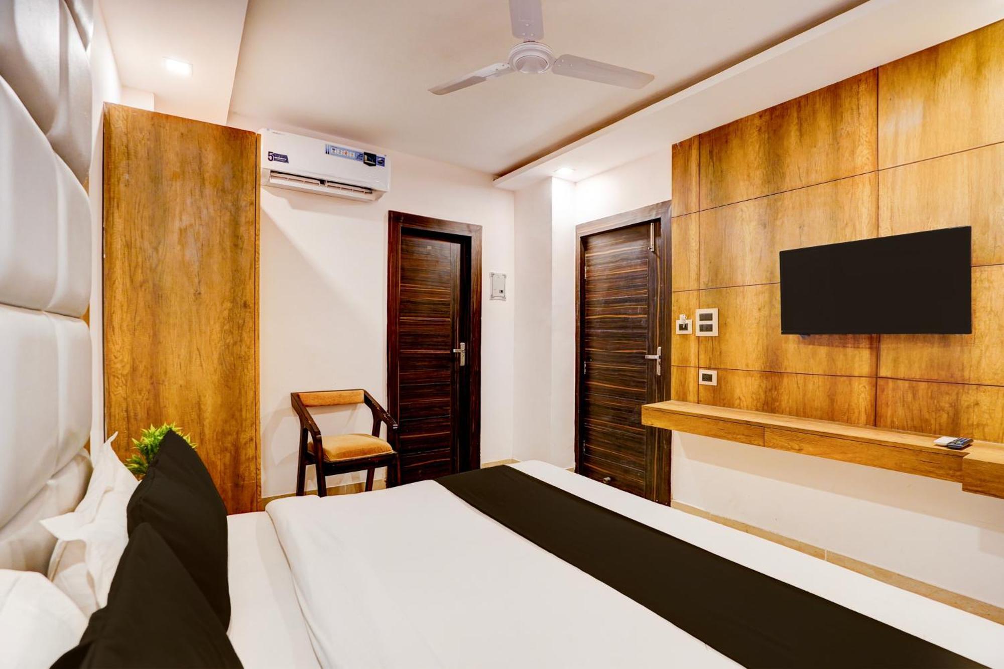 Super Hotel O Haridwar Near Shanti Kunj Raiwala Екстер'єр фото